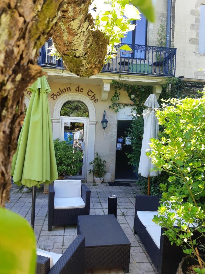 Appart'Hotel Les Tilleuls Saint-Macaire Exterior foto